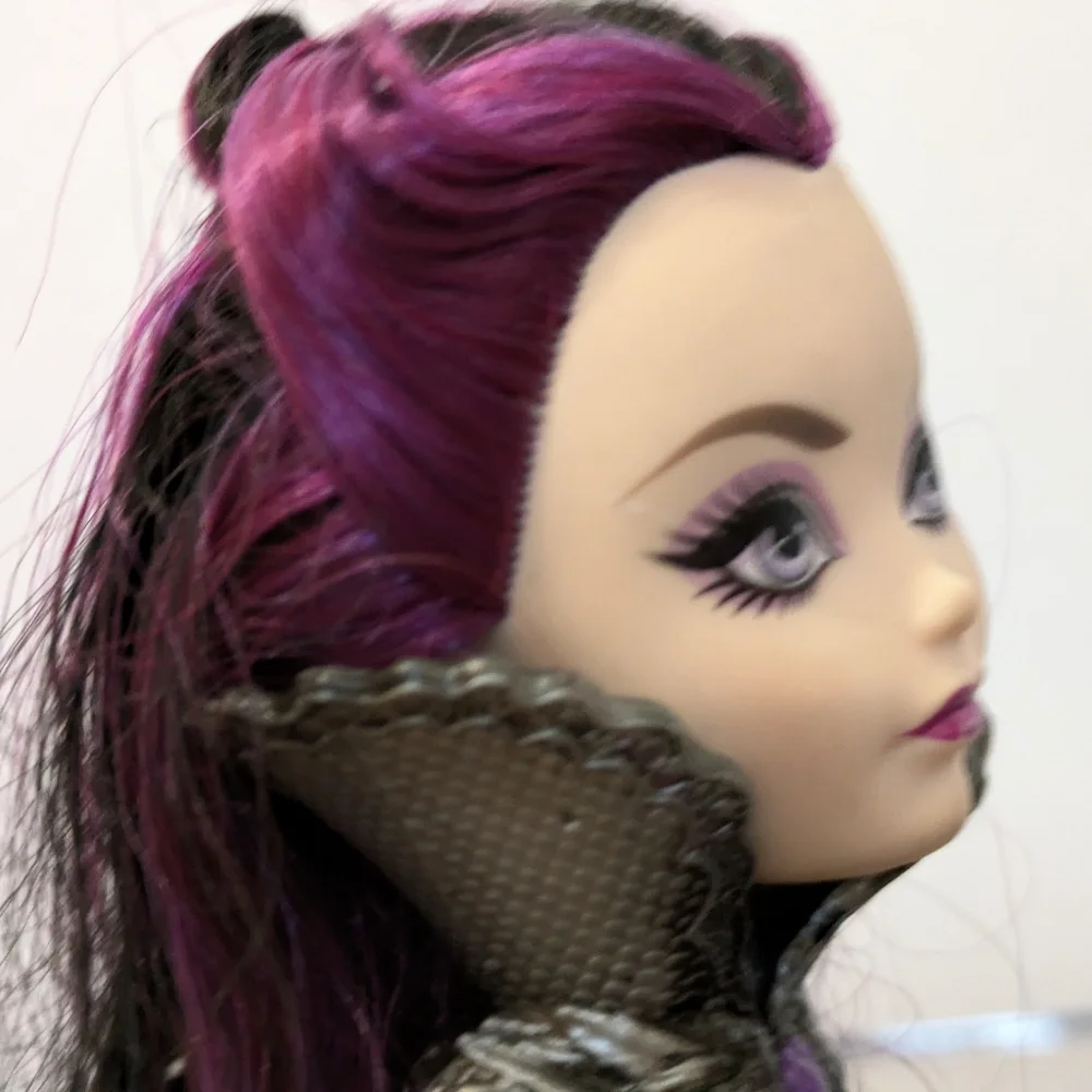 Ever After High Doll Raven Queen First Chapter Rebel Purple Snow White